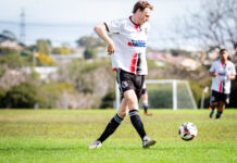 Late goal earns men finals berth