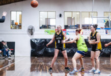 Four in a row for Coasters women