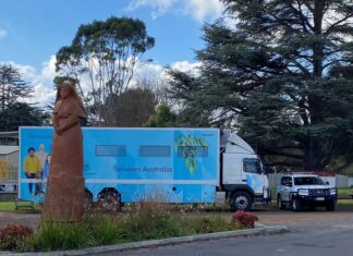 Blue Gum bus heads west to help out